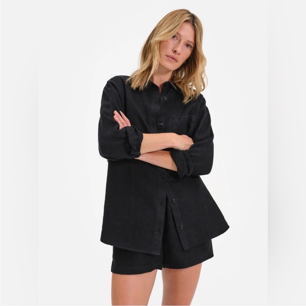 NWT Mate The Label Organic Linen Oversized Button Down Shirt size Small